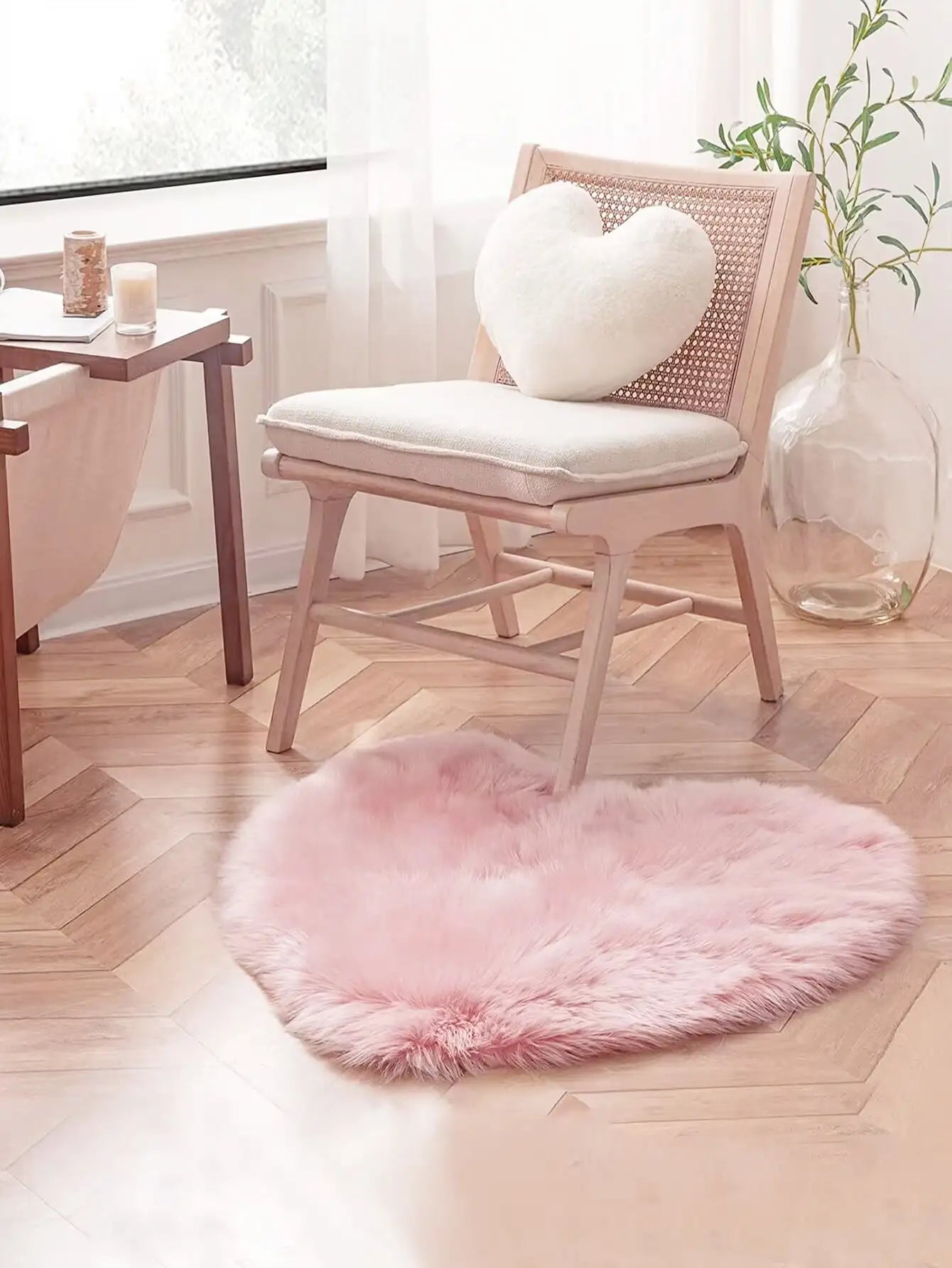 Pink love heart shape non-slip soft rug