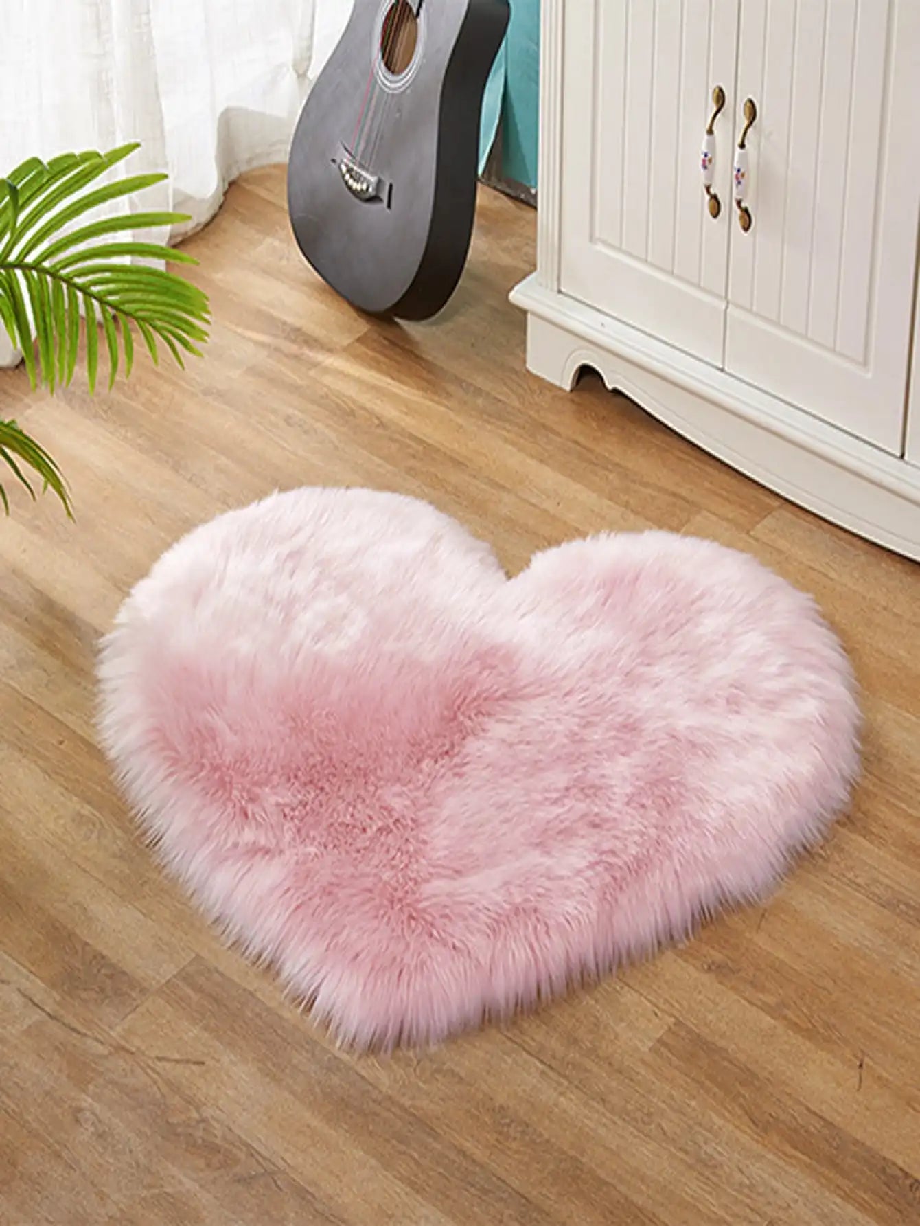 Pink love heart shape non-slip soft rug